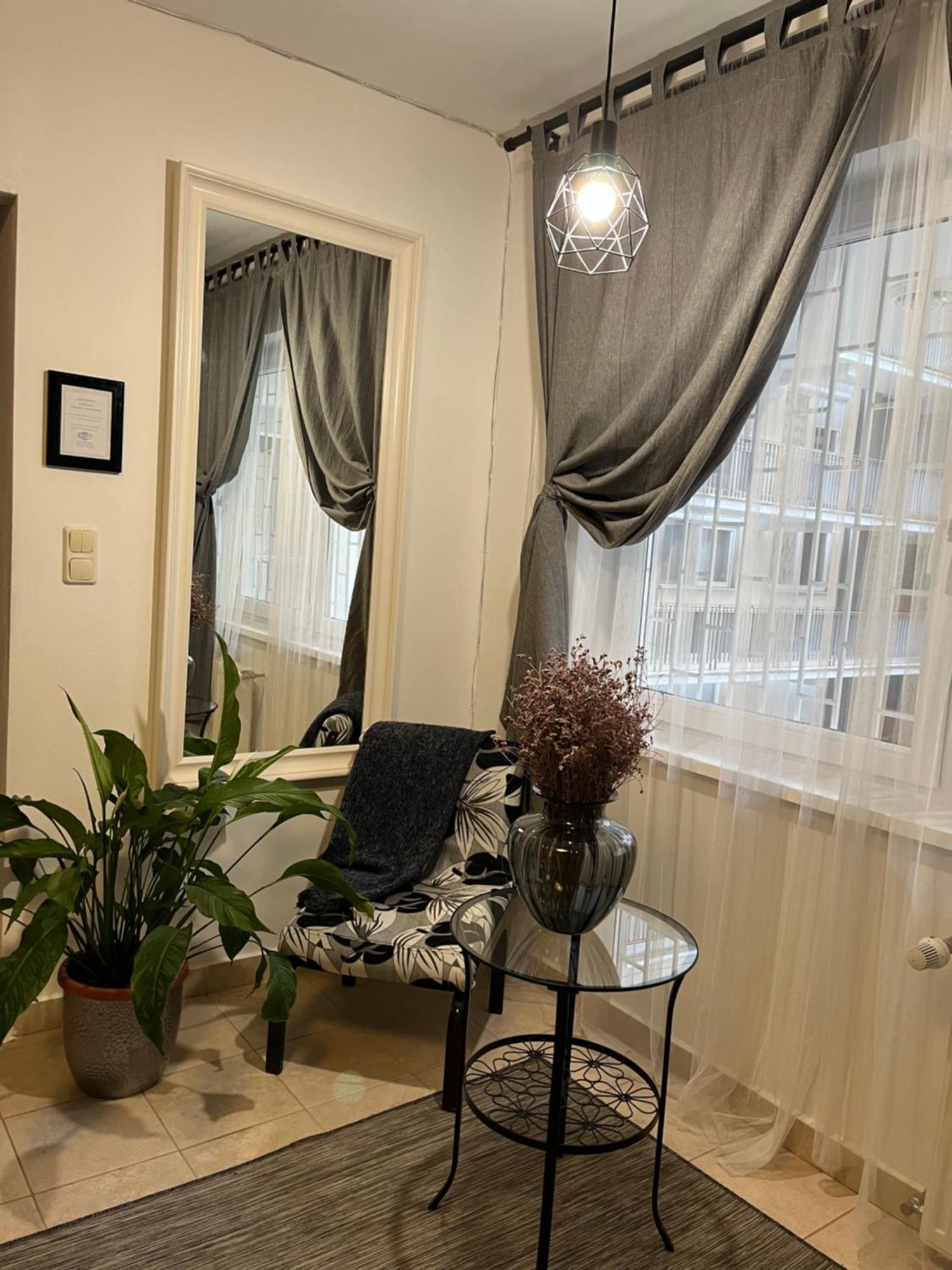 City Center Apartments With Optional Garage Budapest Ngoại thất bức ảnh